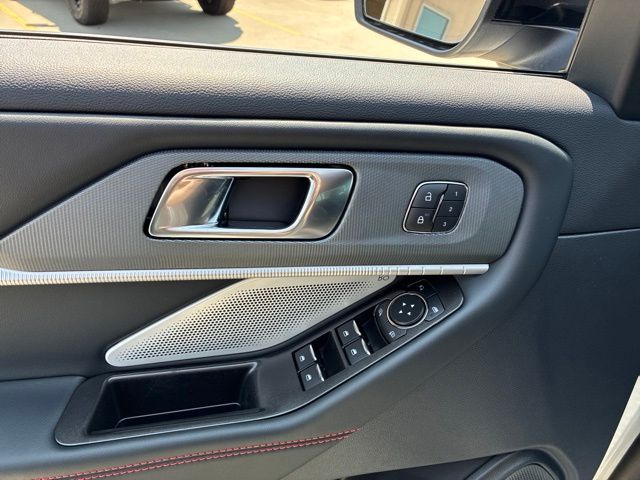 New 2026 Ford Explorer SUV