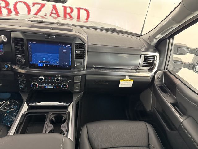 2025 Glacier Gray Metallic Tri-Coat Ford Super Duty F-250 SRW Lariat 4X4 Truck