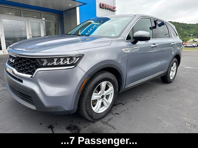 Silver 2023 Kia Sorento SUV / Crossover Front-Wheel Drive 8-Speed Automatic
