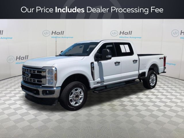  2025 Ford F-250 Super Duty XLT Crew Cab 4WD   