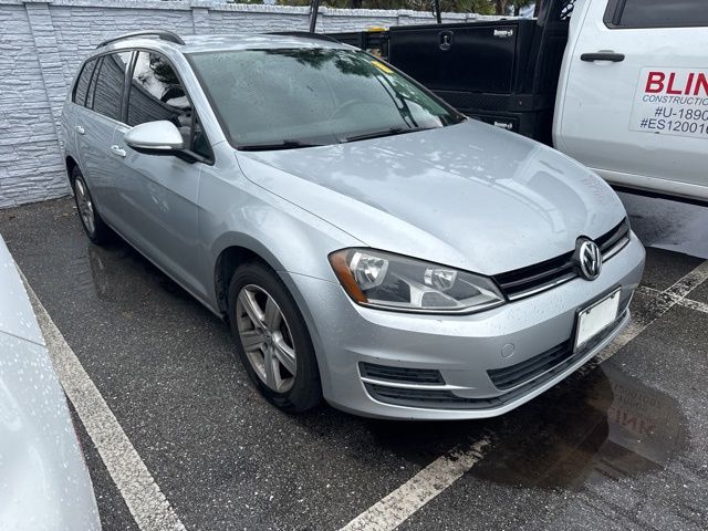Used 2015 Volkswagen Golf SportWagen Image