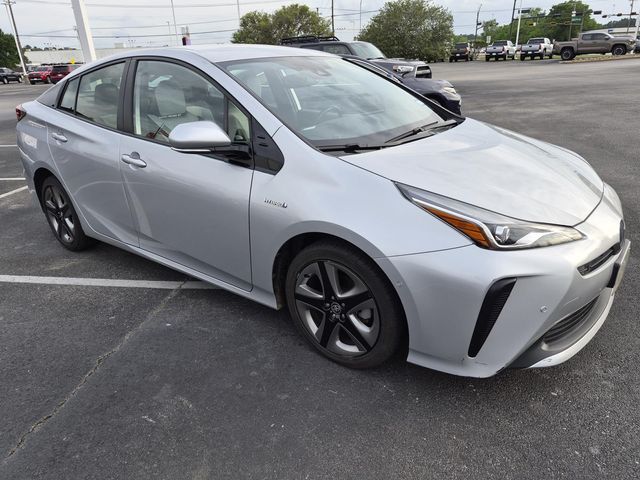 Classic Silver Metallic 2020 Toyota Prius XLE FWD Hatchback Front-Wheel Drive Continuously Variable Transmission