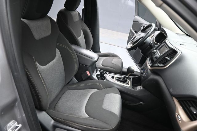 Used 2018 Jeep Cherokee SUV