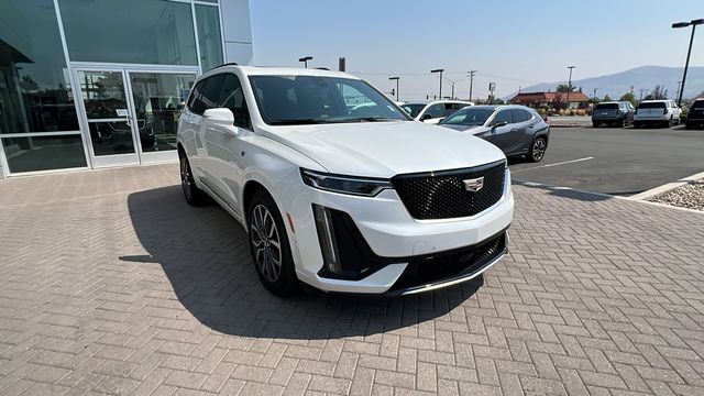 2023 Cadillac XT6 Sport 2