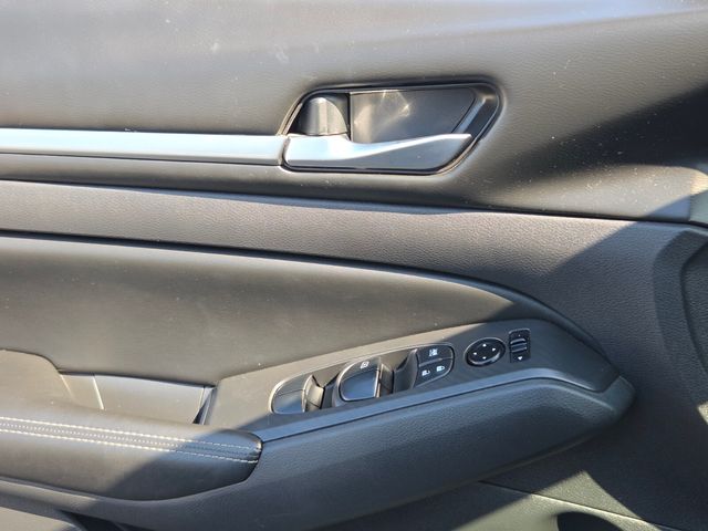 2022 Nissan Altima SV - Photo 26