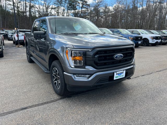 Gray Metallic 2022 Ford F-150 XLT SuperCrew 4WD Pickup Truck Four-Wheel Drive Automatic