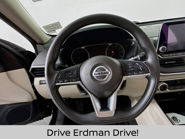 Used 2022 Nissan Altima Sedan