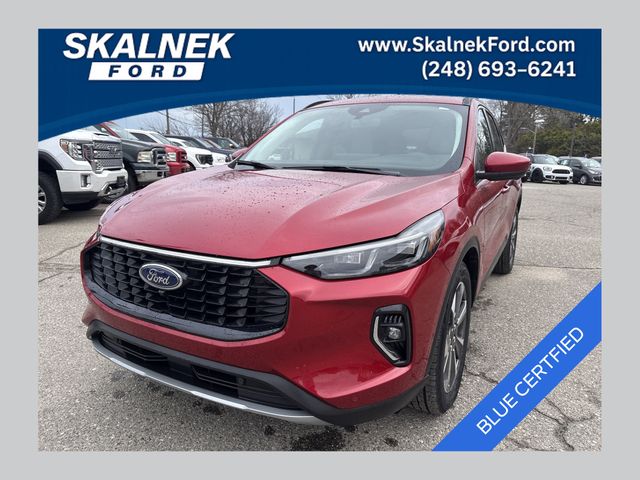 Rapid Red Metallic Tinted Clearcoat 2023 Ford Escape Hybrid Platinum AWD SUV / Crossover All-Wheel Drive Continuously Variable Transmission