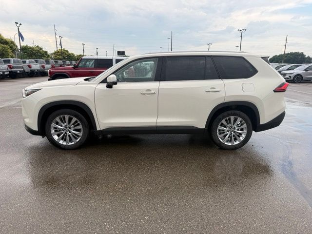 2024 Coastal Cream Toyota Grand Highlander Platinum AWD SUV