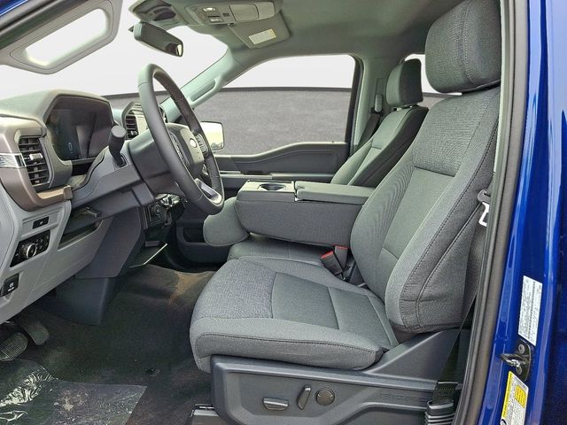 New 2026 Blue Ford XLT image 9