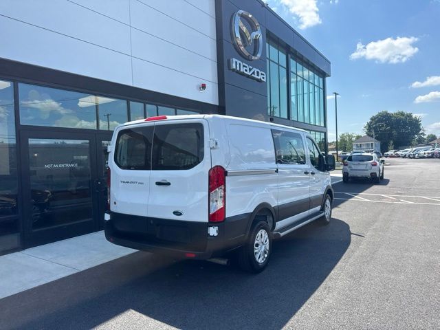 Used 2025 White Ford Base image 3
