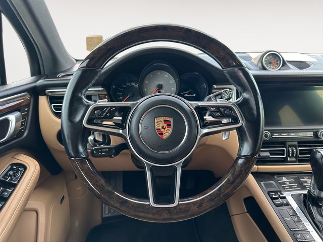Used 2019  Porsche S image 12
