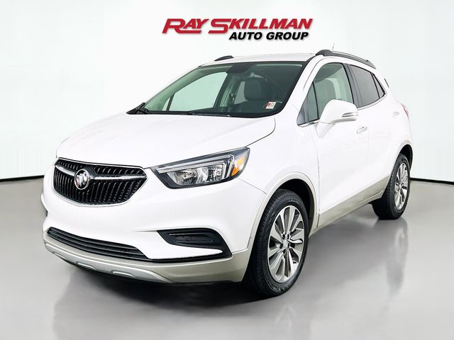 Used 2019 White Buick Preferred image 3