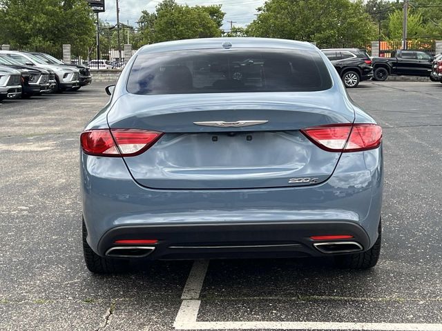 2015 Chrysler 200 #4