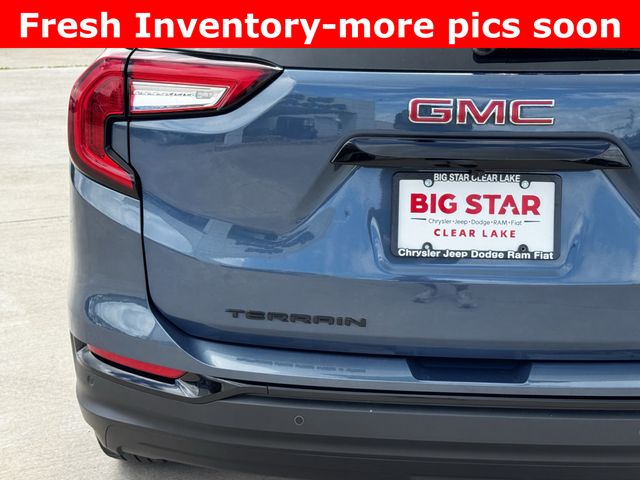 2024 GMC Terrain SLE Blue at AutoSavvy Houston Northwest