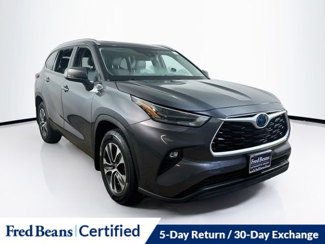 2021 Toyota Highlander Hybrid XLE AWD   