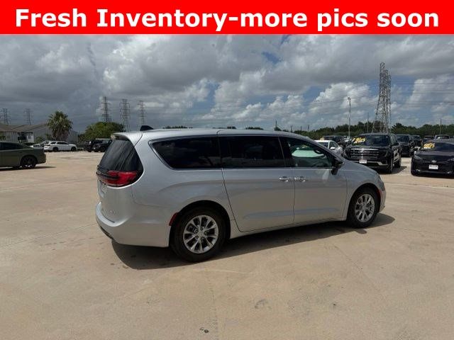 2026 Chrysler Pacifica Limited Silver at Big Star Chrysler Jeep Dodge Ram 