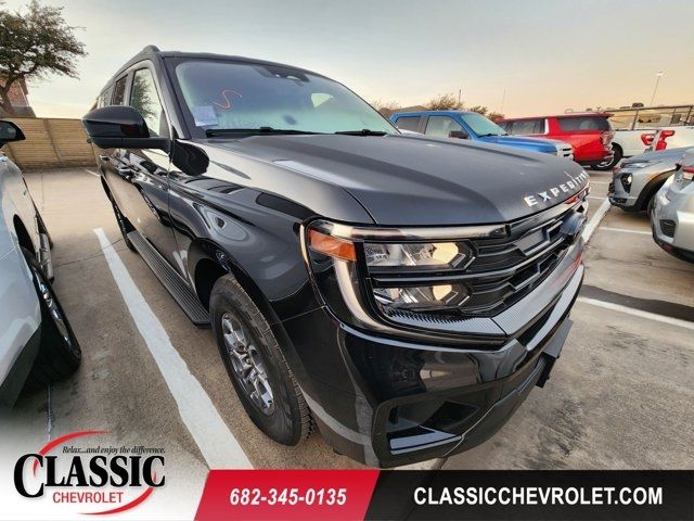 2025 Ford Expedition MAX Active RWD