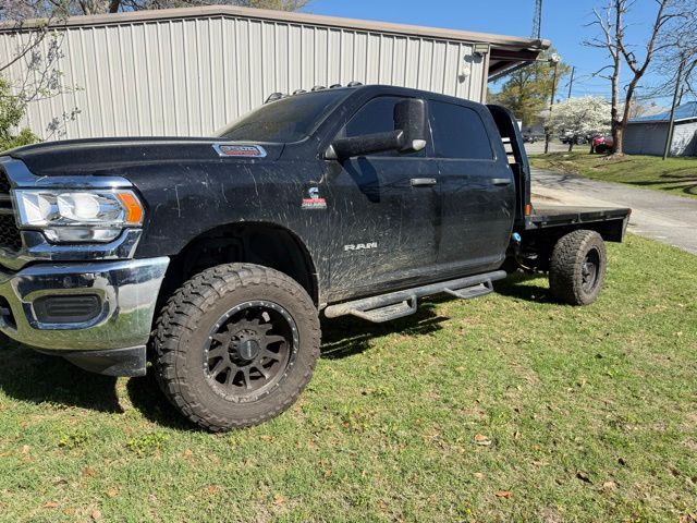 2022 RAM 3500 Chassis Tradesman Crew Cab 4WD
