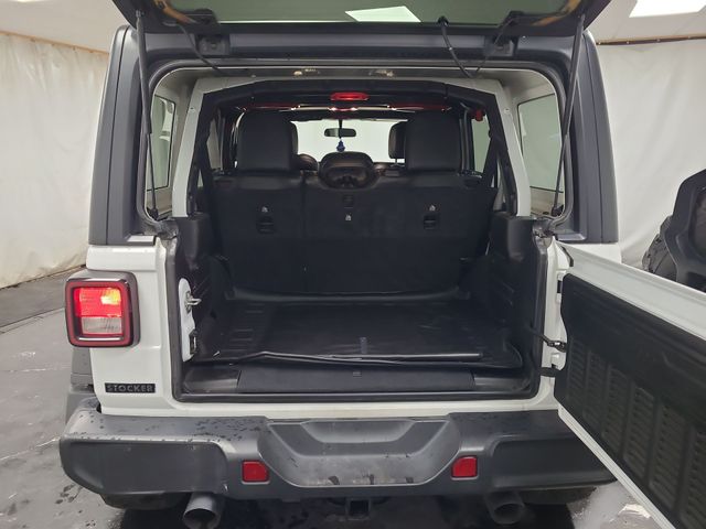 2021 – Jeep – Wrangler