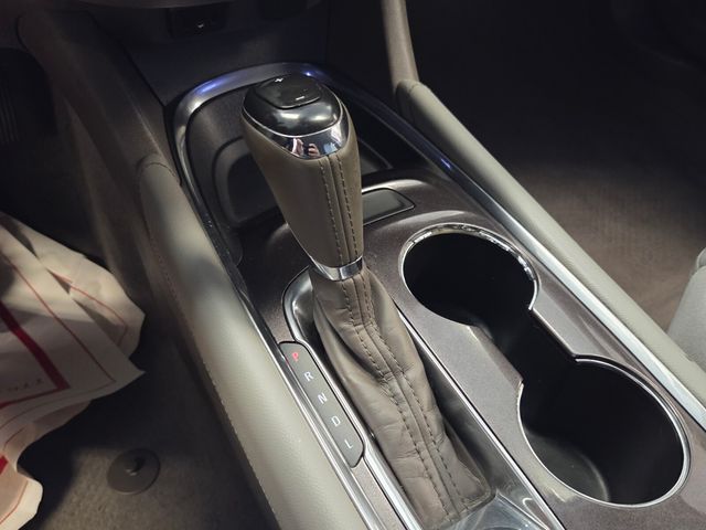 Used 2016 Gray Chevrolet LT image 24