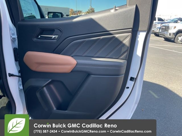 2024 GMC Canyon AT4 24