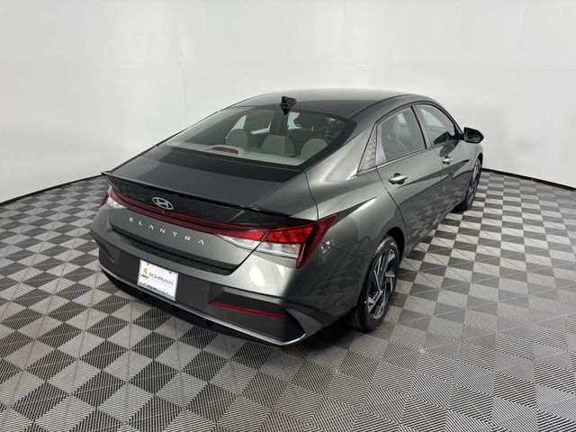 New 2025 Hyundai Elantra For Sale in Indianapolis, IN