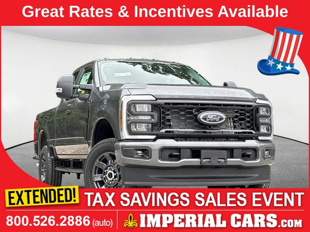 Carbonized Gray Metallic 2026 Ford F-250 Super Duty Pickup Truck Four-Wheel Drive Automatic