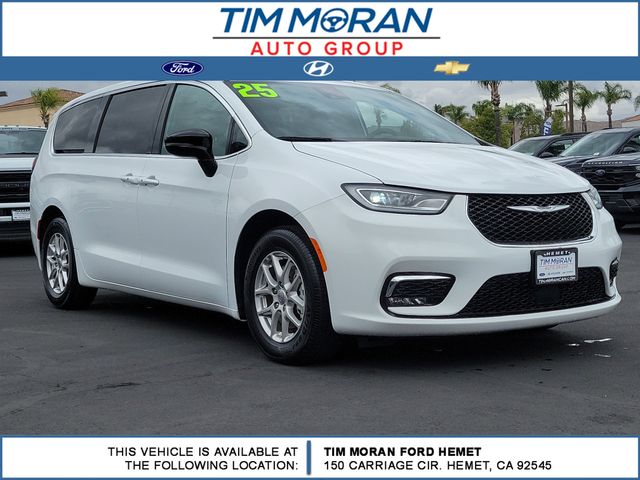 Bright White Clearcoat 2025 Chrysler Pacifica Select FWD Minivan Front-Wheel Drive 9-Speed Automatic