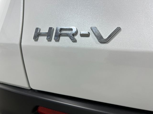 2025 Honda HR-V LX 9