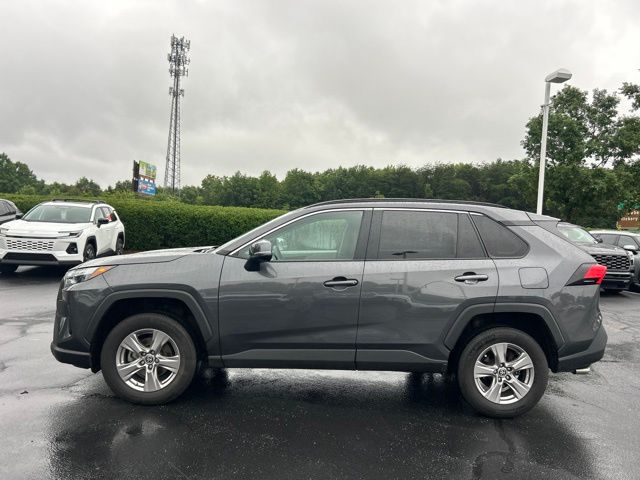 2023 Toyota RAV4 XLE - Photo 12