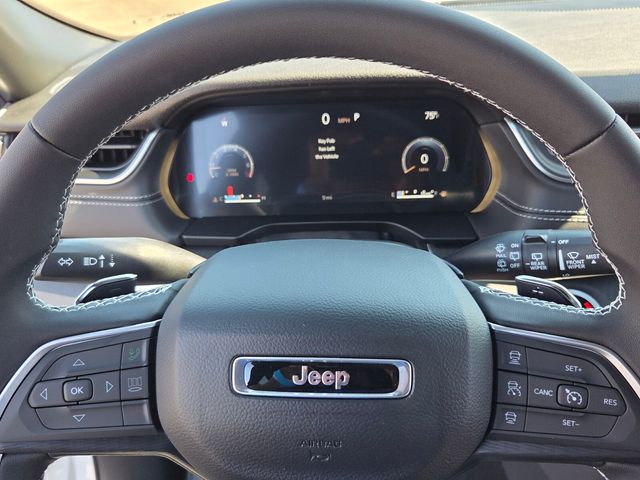 New 2026 White/off-white Jeep Laredo image 23