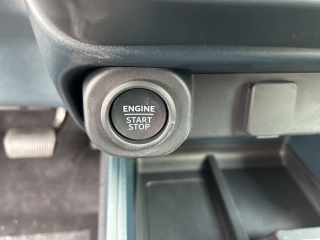 New 2026 Gray Ford Lariat image 21