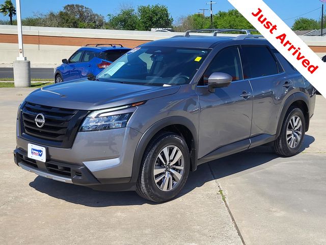 2023 Nissan Pathfinder SL FWD