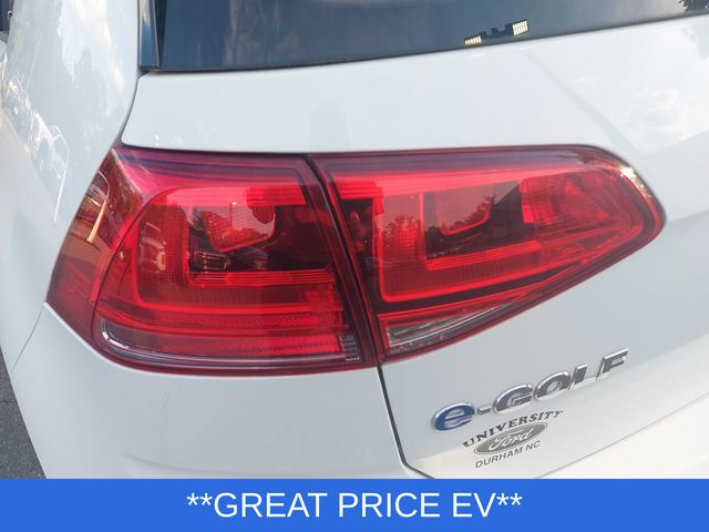 Used 2015 White Volkswagen SEL Premium image 31