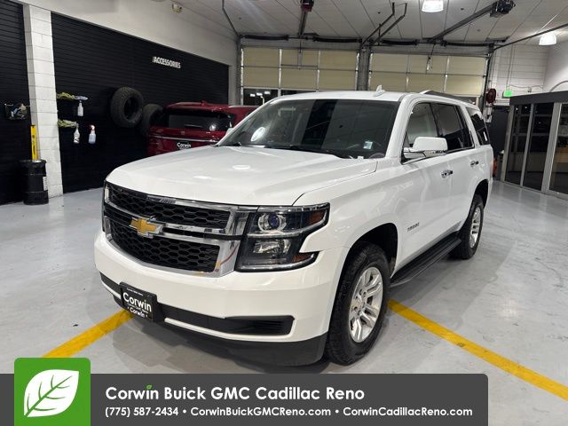 Summit White 2017 Chevrolet Tahoe SUV / Crossover Four-Wheel Drive 6-Speed Automatic Overdrive