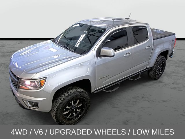 View vehicle photo 7