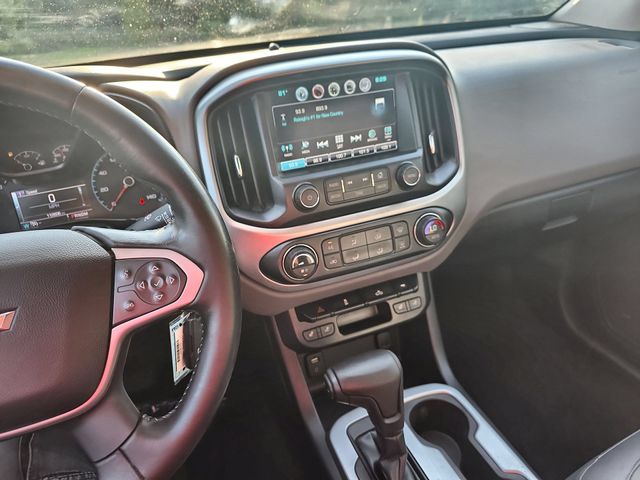 Used 2016 Summit White Chevrolet LT image 20