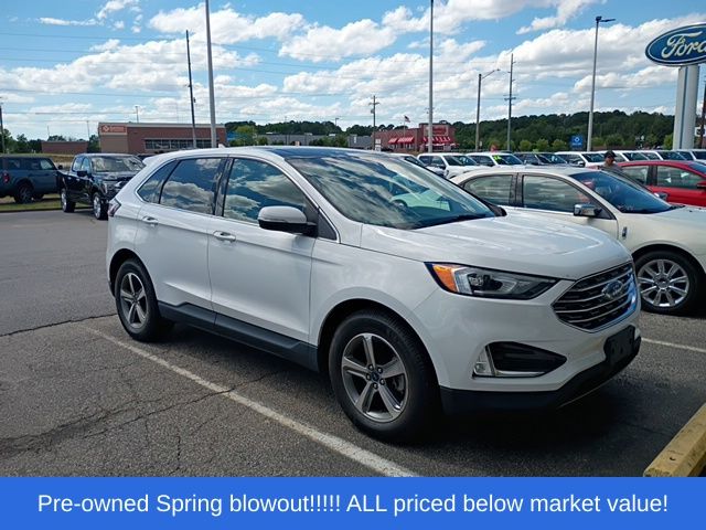 Used 2020 White Ford SEL image 2