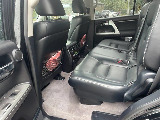 2015 Toyota Land Cruiser Base - Photo 20