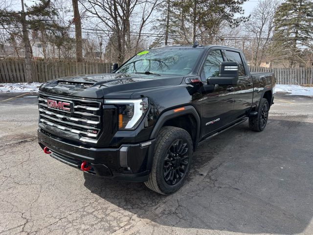 2024 GMC Sierra 2500HD AT4 Crew Cab 4WD