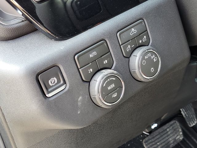 2026 Chevrolet Silverado 1500 Crew Cab 4WD Pickup for sale #TZ425425 - photo 8
