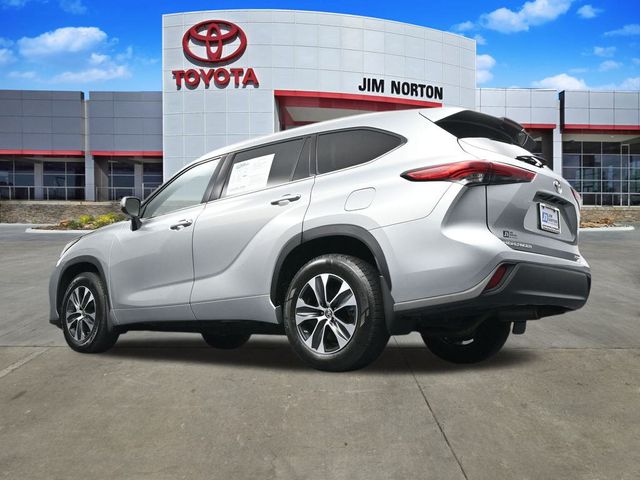 2021 Toyota Highlander XLE 36