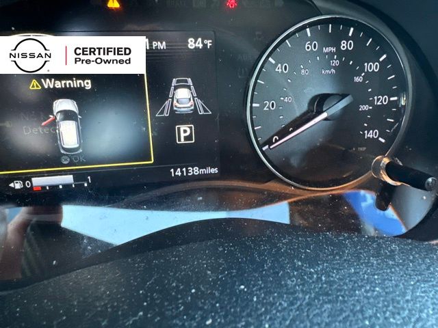 Monarch Orange Metallic/Super Black 2023 Nissan Kicks SUV / Crossover Front-Wheel Drive Continuously Variable Transmission