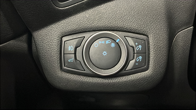 Used 2019 Sea Green Ford SEL image 28