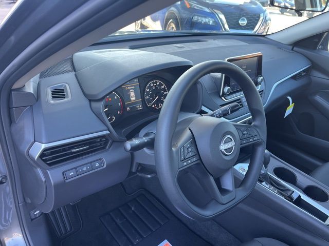 New 2025 Gray Nissan 2.5 S image 15