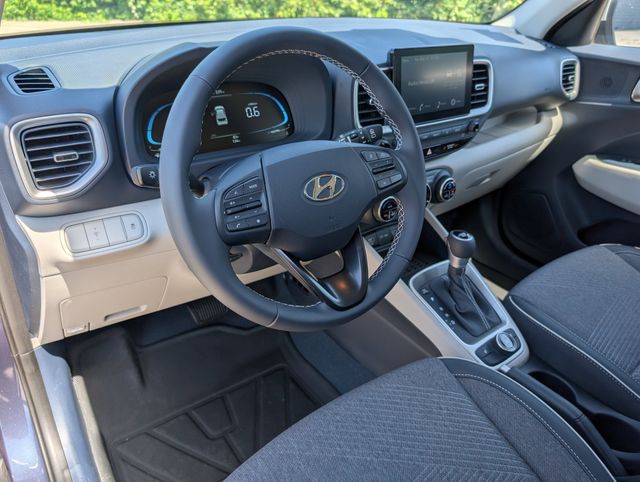 2026 Hyundai Venue SEL White at Baytown Hyundai