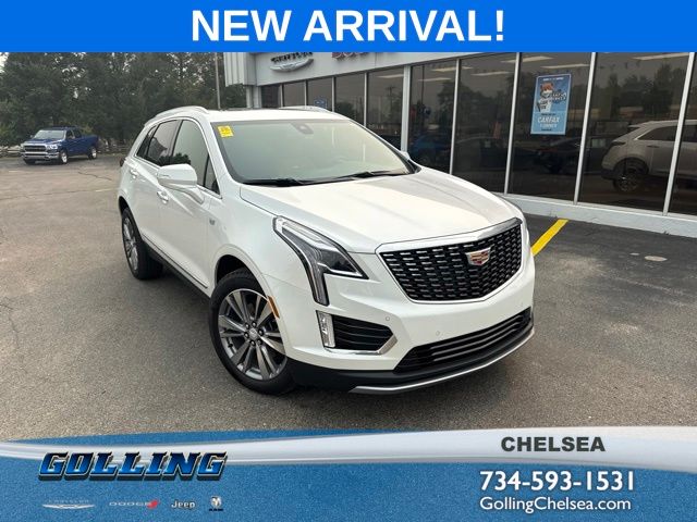 Crystal White Tricoat 2025 Cadillac XT5 SUV / Crossover Four-Wheel Drive 9-Speed Automatic