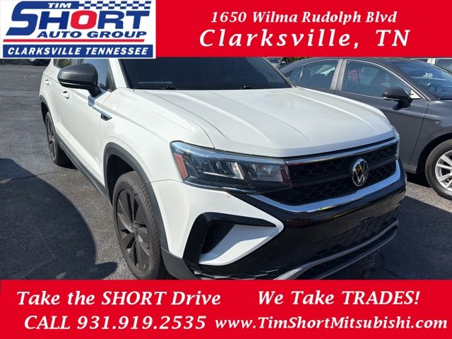 Pure White 2022 Volkswagen Taos S FWD SUV / Crossover Front-Wheel Drive 8-Speed Automatic