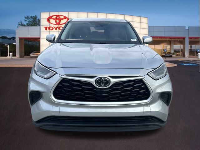 2021 Toyota Highlander L 26